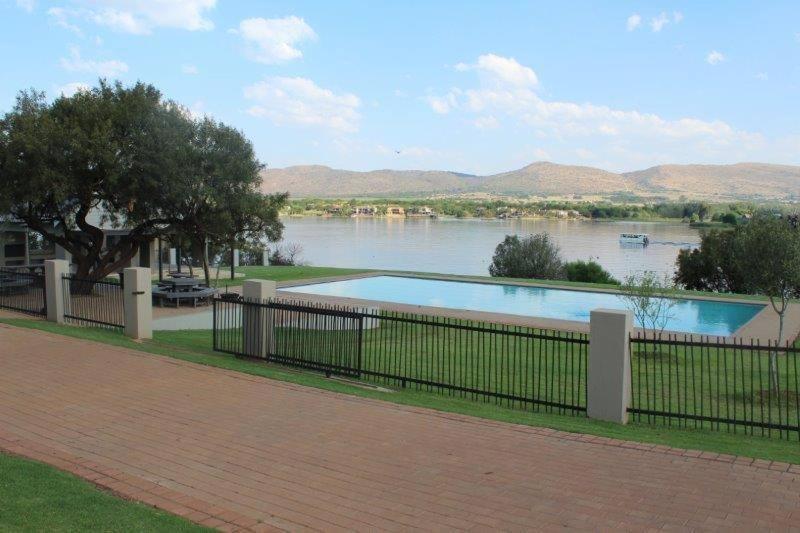 774Ways Holiday Home Hartbeespoort Exterior photo